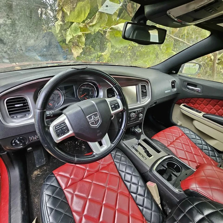 2011 Dodge Charger 7th Gen - Image 9 of 10