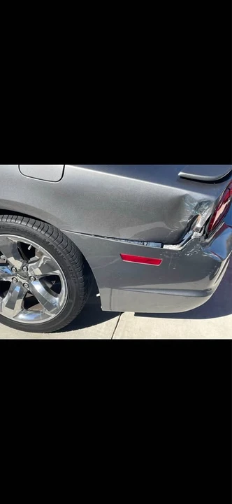 2011 Dodge Charger 7th Gen - Image 4 of 4