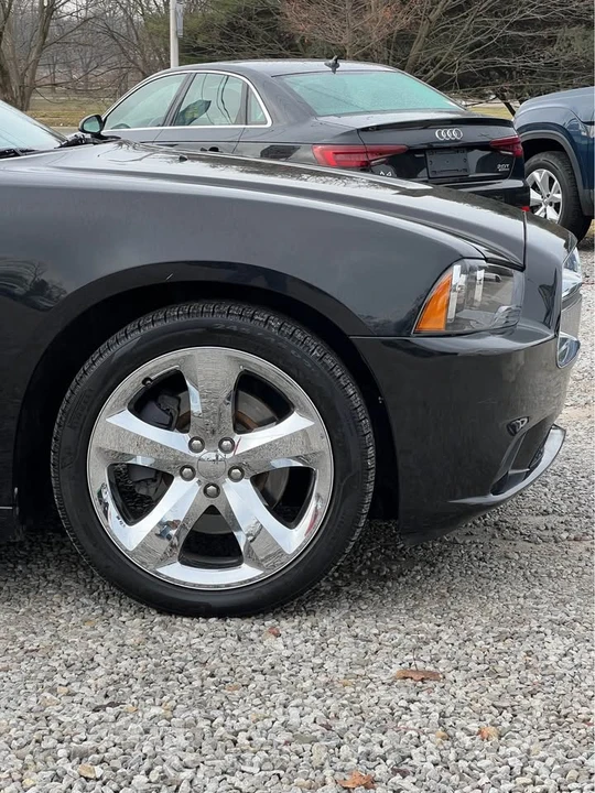 2011 Dodge Charger 7th Gen - Image 12 of 18