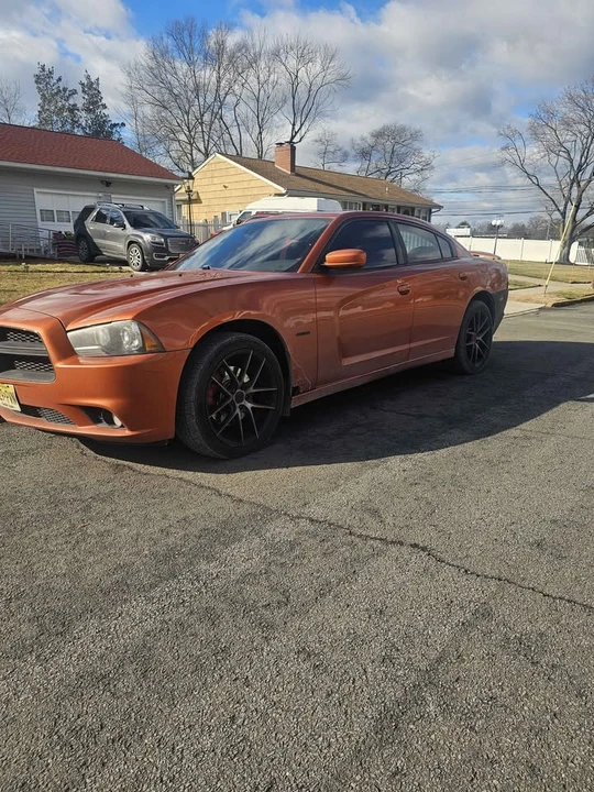 2011 Dodge Charger 7th Gen - Image 5 of 12