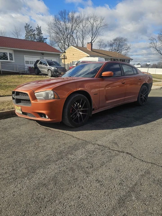 2011 Dodge Charger 7th Gen - Image 6 of 12