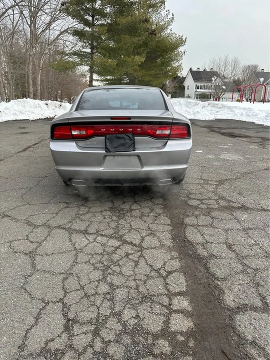 2011 Dodge Charger 7th Gen - Image 2 of 4