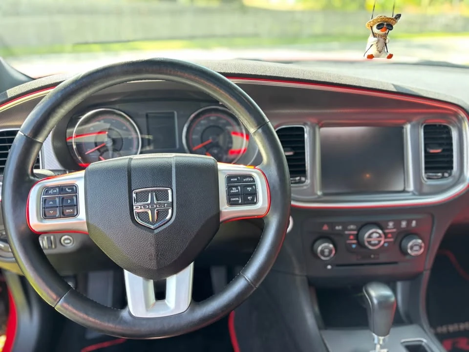 2011 Dodge Charger 7th Gen - Image 6 of 19