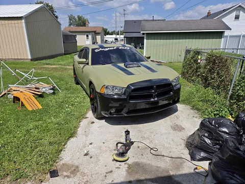 2011 Dodge Charger R/T Max Sedan 4D