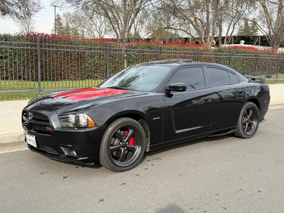 2011 Dodge Charger 7th Gen - Image 14 of 15