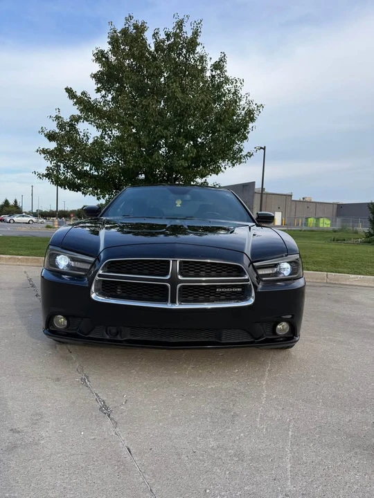 2011 Dodge Charger 7th Gen - Image 4 of 17
