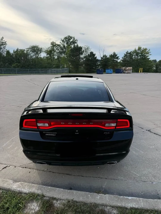 2011 Dodge Charger 7th Gen - Image 10 of 17