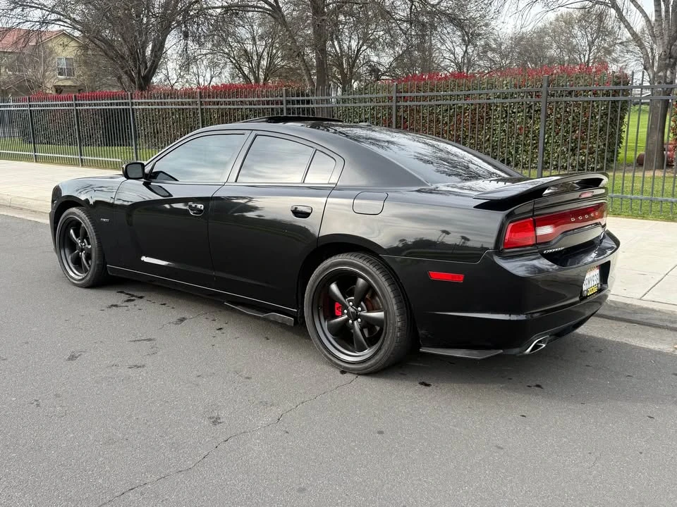 2011 Dodge Charger 7th Gen - Image 3 of 15