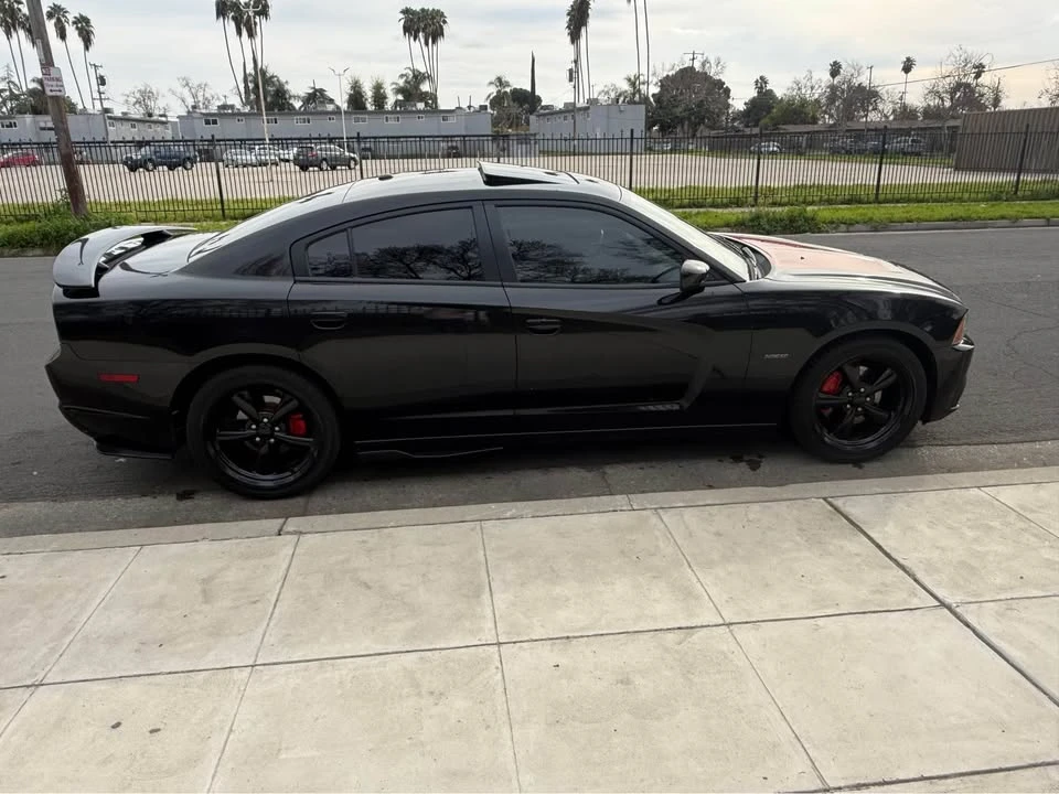 2011 Dodge Charger 7th Gen - Image 6 of 15