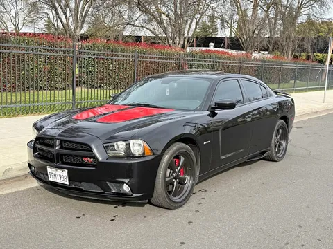 2011 Dodge Charger R/T Max Sedan 4D