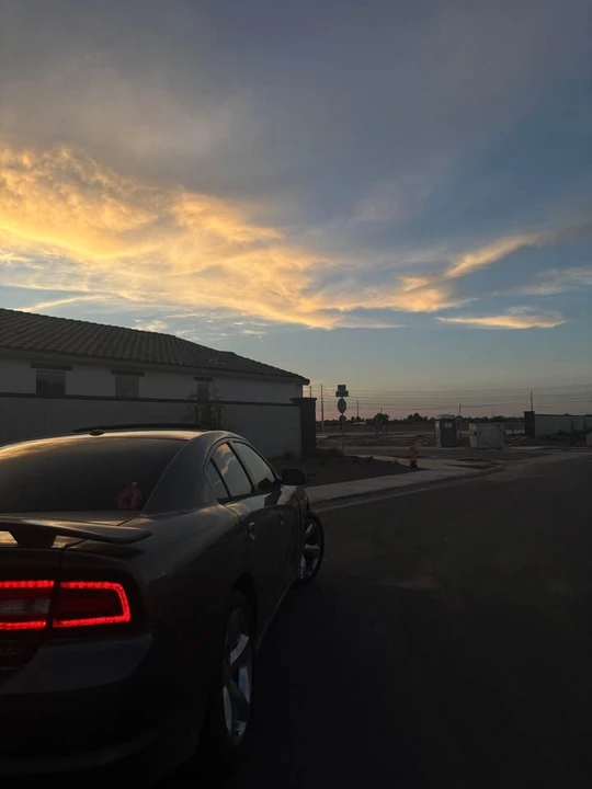 2011 Dodge Charger 7th Gen - Image 2 of 10