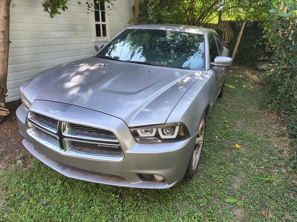 2011 Dodge Charger 7th Gen - Image 2 of 17