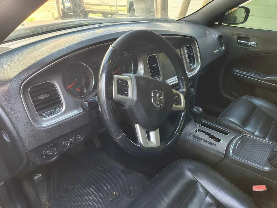 2011 Dodge Charger 7th Gen - Image 7 of 17