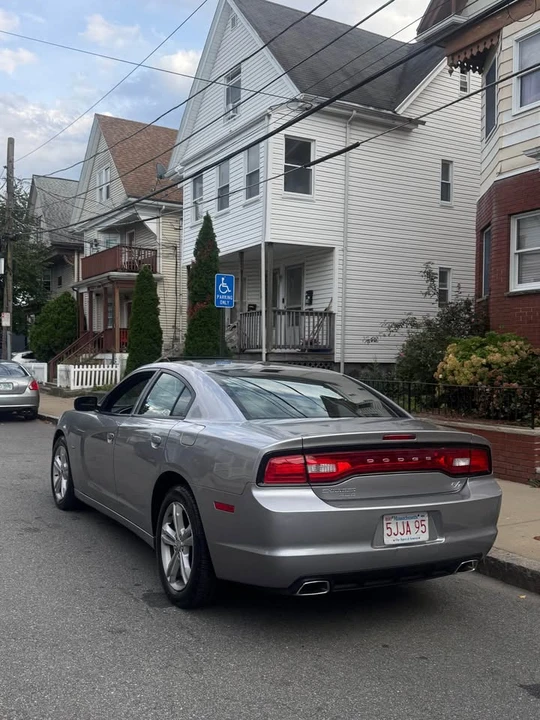 2011 Dodge Charger 7th Gen - Image 12 of 16