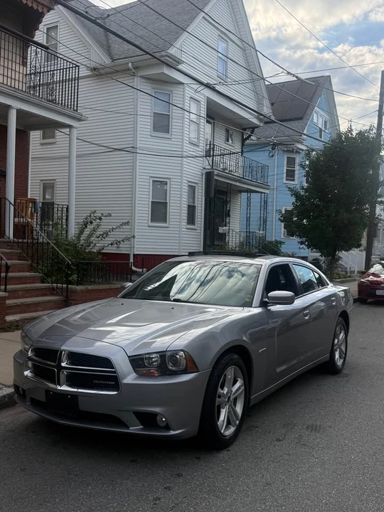 2011 Dodge Charger 7th Gen - Image 2 of 16