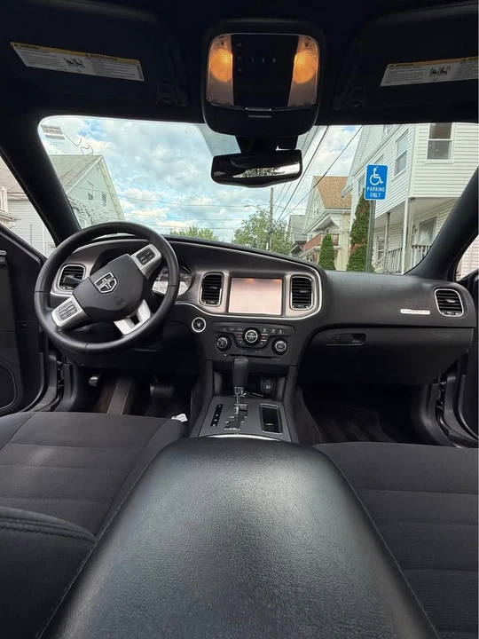 2011 Dodge Charger 7th Gen - Image 13 of 16