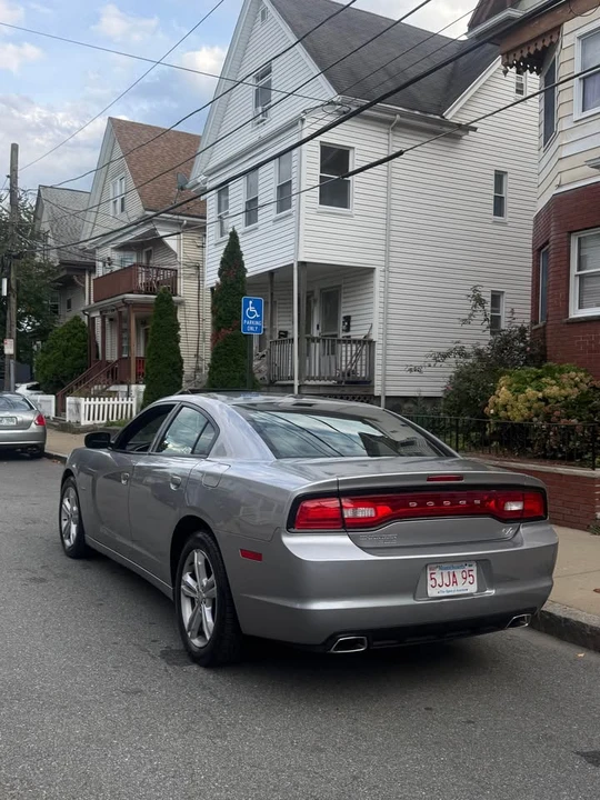 2011 Dodge Charger 7th Gen - Image 11 of 16