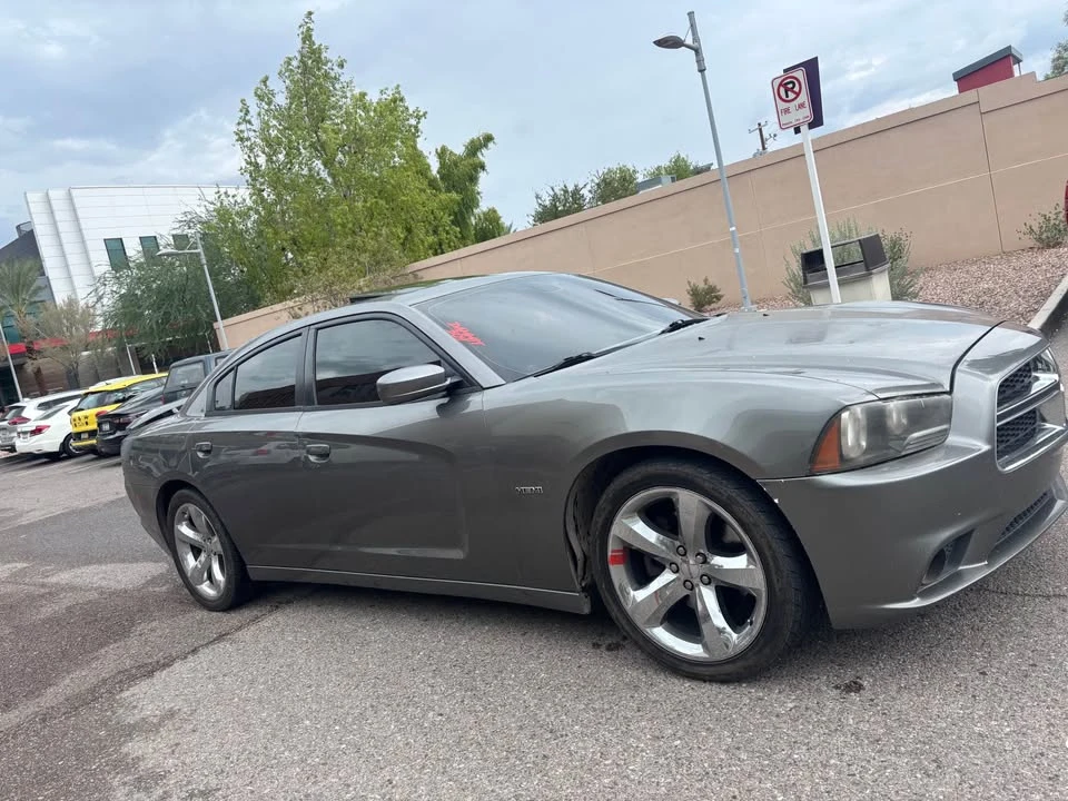 2011 Dodge Charger 7th Gen - Image 6 of 9