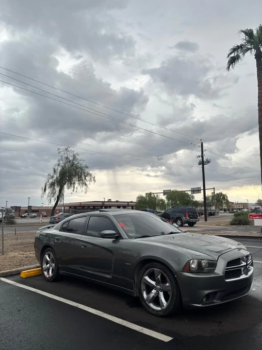 2011 Dodge Charger 7th Gen - Image 2 of 9