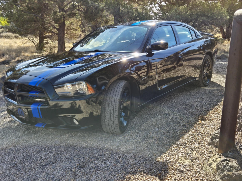 2011 Dodge Charger 7th Gen - Image 7 of 31