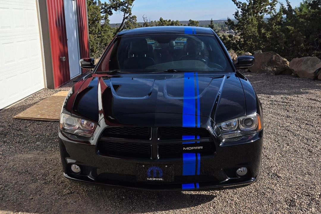 2011 Dodge Charger 7th Gen - Image 2 of 31