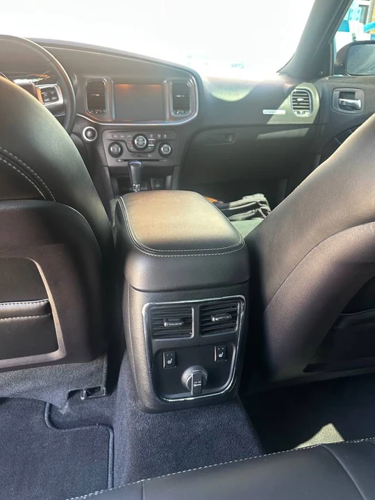 2011 Dodge Charger 7th Gen - Image 21 of 24