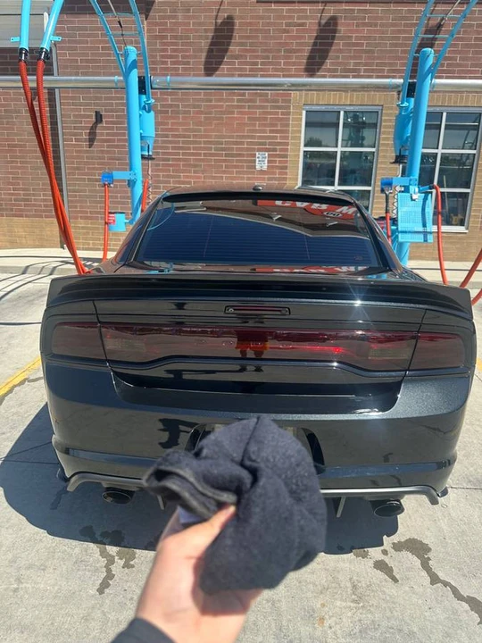 2011 Dodge Charger 7th Gen - Image 8 of 24