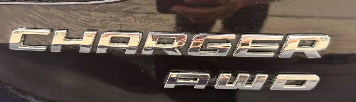 2011 Dodge Charger 7th Gen - Image 10 of 12