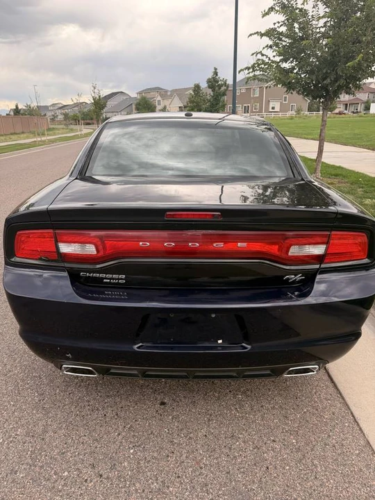 2011 Dodge Charger 7th Gen - Image 3 of 12