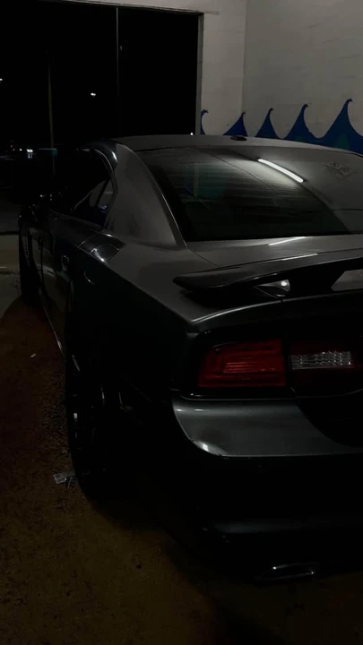 2011 Dodge Charger 7th Gen - Image 6 of 7