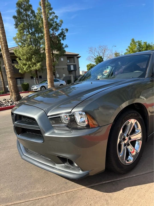 2011 Dodge Charger 7th Gen - Image 2 of 13