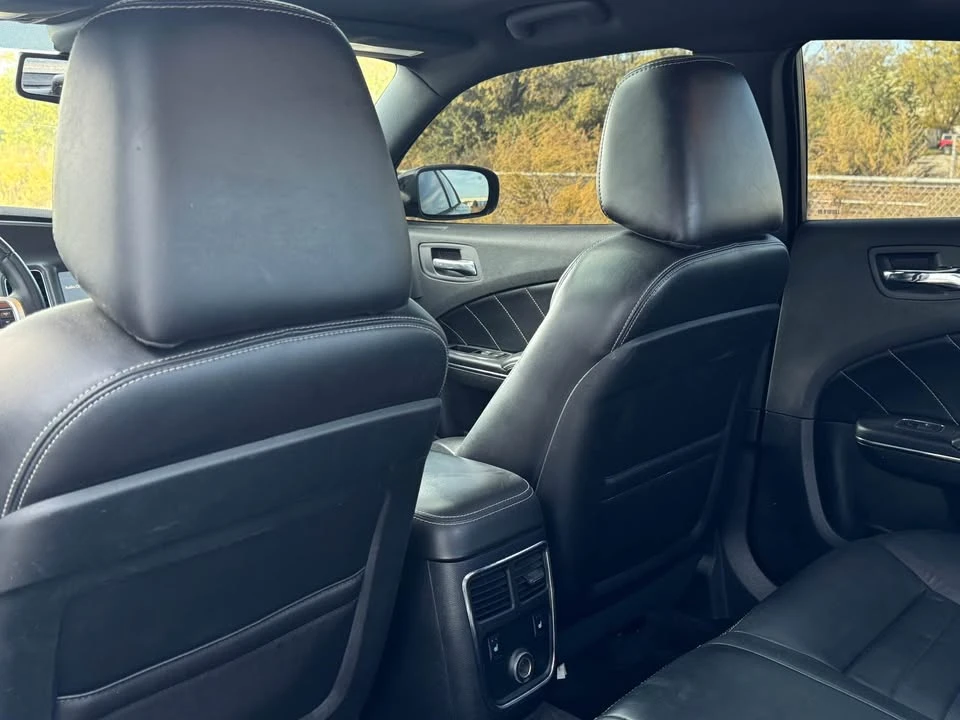 2011 Dodge Charger 7th Gen - Image 15 of 18