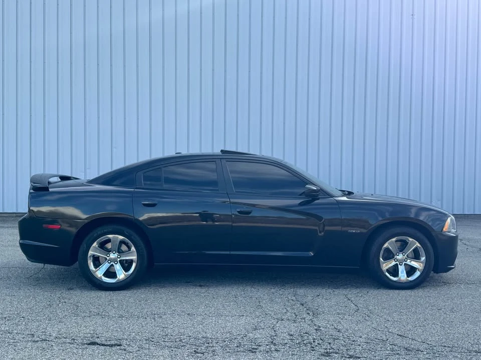 2011 Dodge Charger 7th Gen - Image 7 of 18