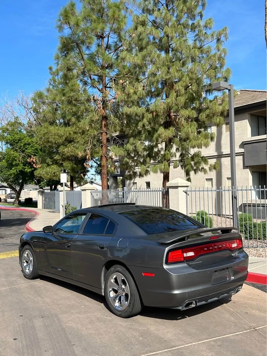 2011 Dodge Charger 7th Gen - Image 4 of 13