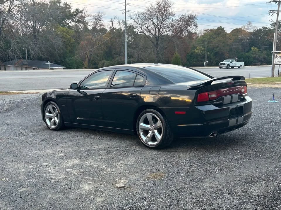 2011 Dodge Charger 7th Gen - Image 2 of 11