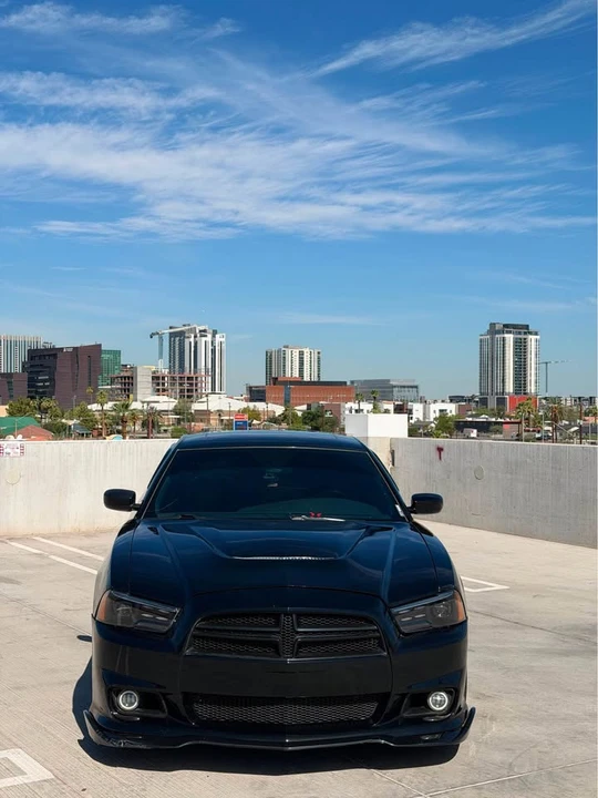 2011 Dodge Charger 7th Gen - Image 2 of 8