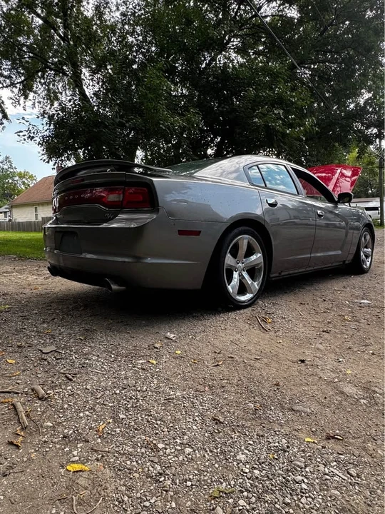 2011 Dodge Charger 7th Gen - Image 5 of 6