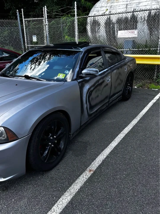 2011 Dodge Charger 7th Gen - Image 2 of 6