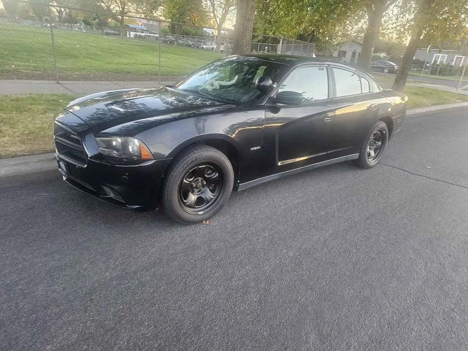 2011 Dodge Charger 7th Gen - Image 2 of 13
