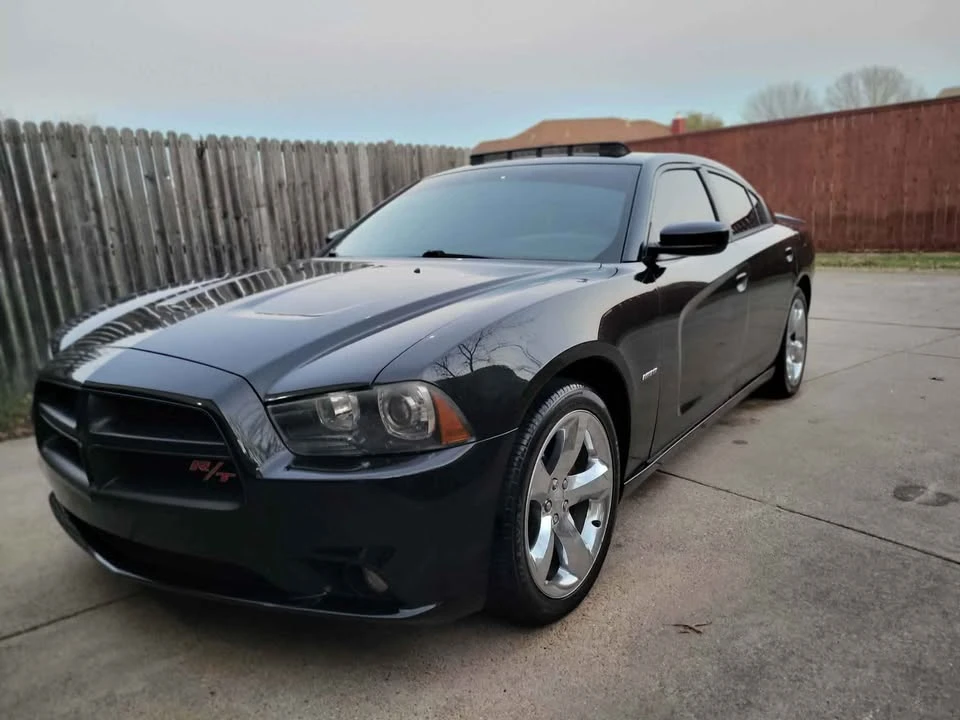 2011 Dodge Charger 7th Gen - Image 2 of 11