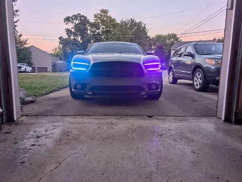 2011 Dodge Charger R/T Plus Sedan 4D