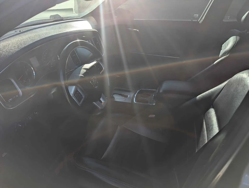 2011 Dodge Charger 7th Gen - Image 9 of 12