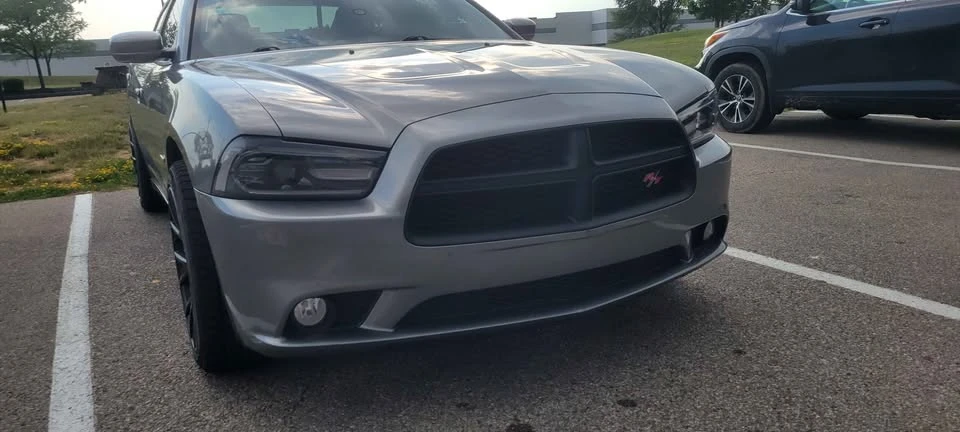2011 Dodge Charger 7th Gen - Image 4 of 12