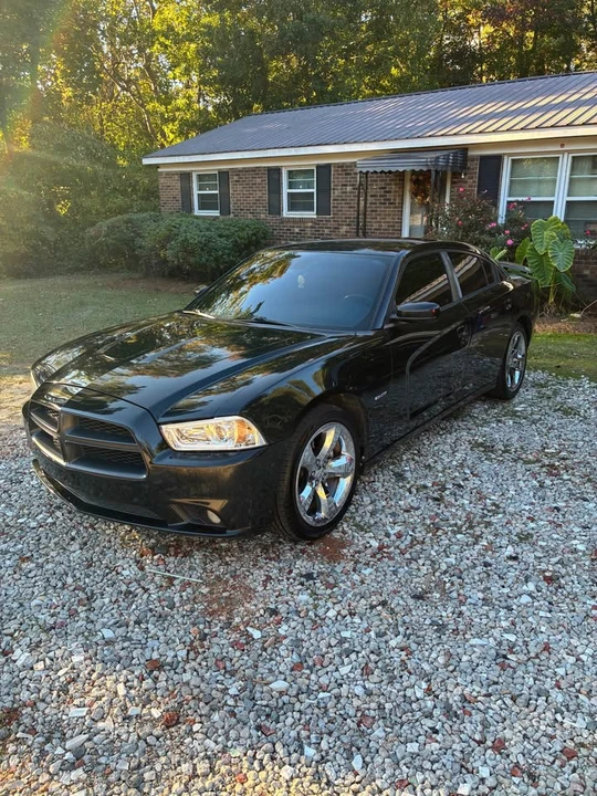 2011 Dodge Charger 7th Gen - Image 9 of 13