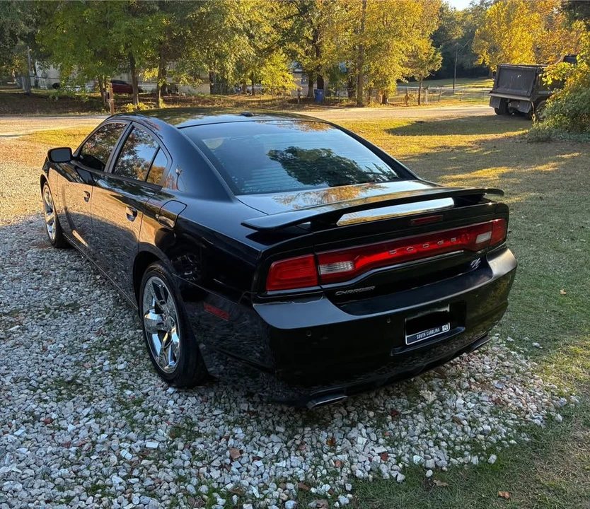 2011 Dodge Charger 7th Gen - Image 4 of 13