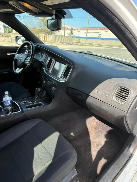 2011 Dodge Charger 7th Gen - Image 11 of 12