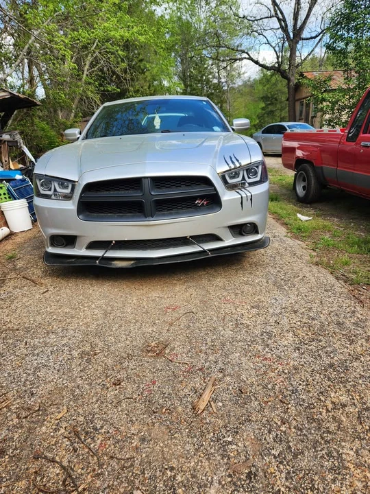 2011 Dodge Charger 7th Gen - Image 2 of 5