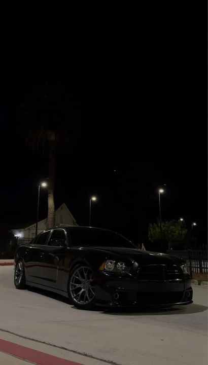 2011 Dodge Charger 7th Gen - Image 5 of 9