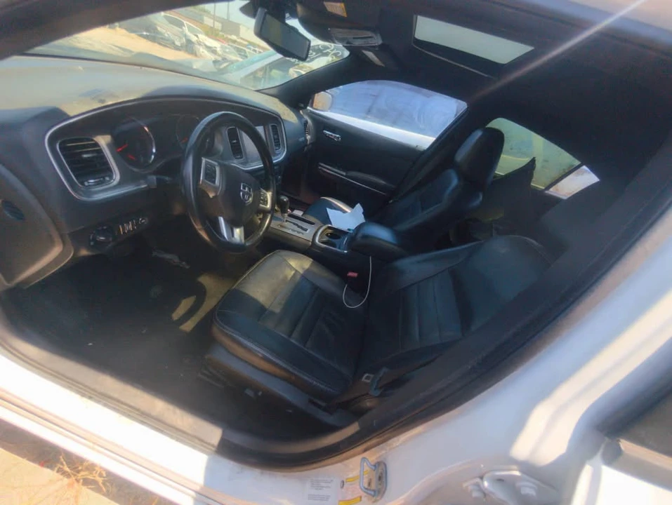 2011 Dodge Charger 7th Gen - Image 6 of 7