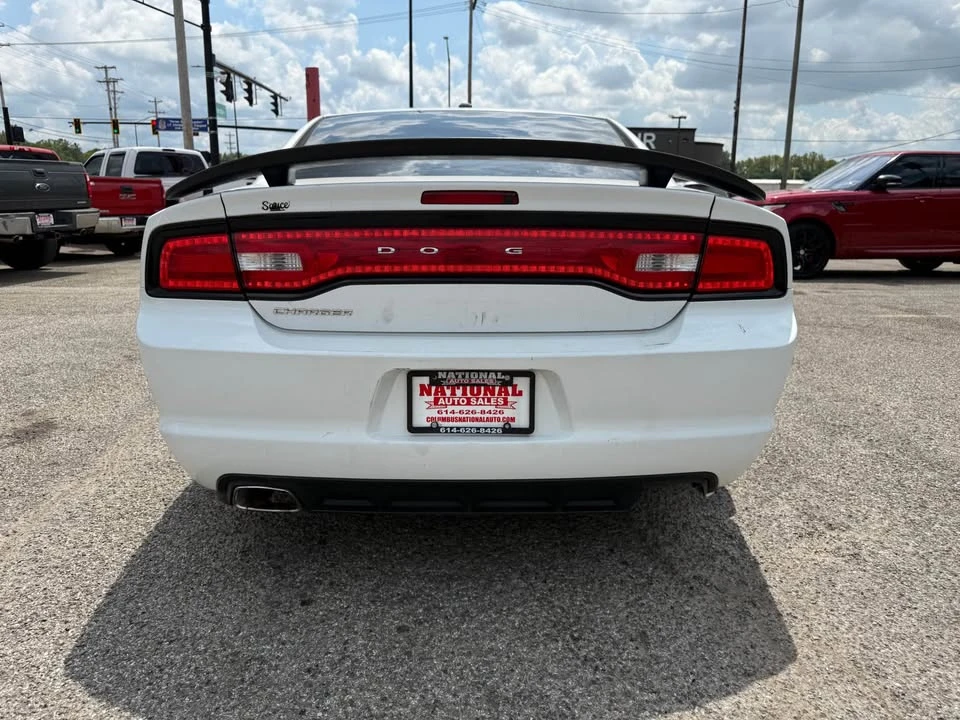 2011 Dodge Charger 7th Gen - Image 5 of 11
